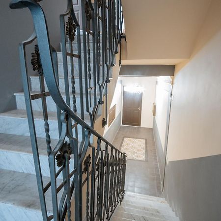 Palazzo Marevento Apartment Bari Exterior foto