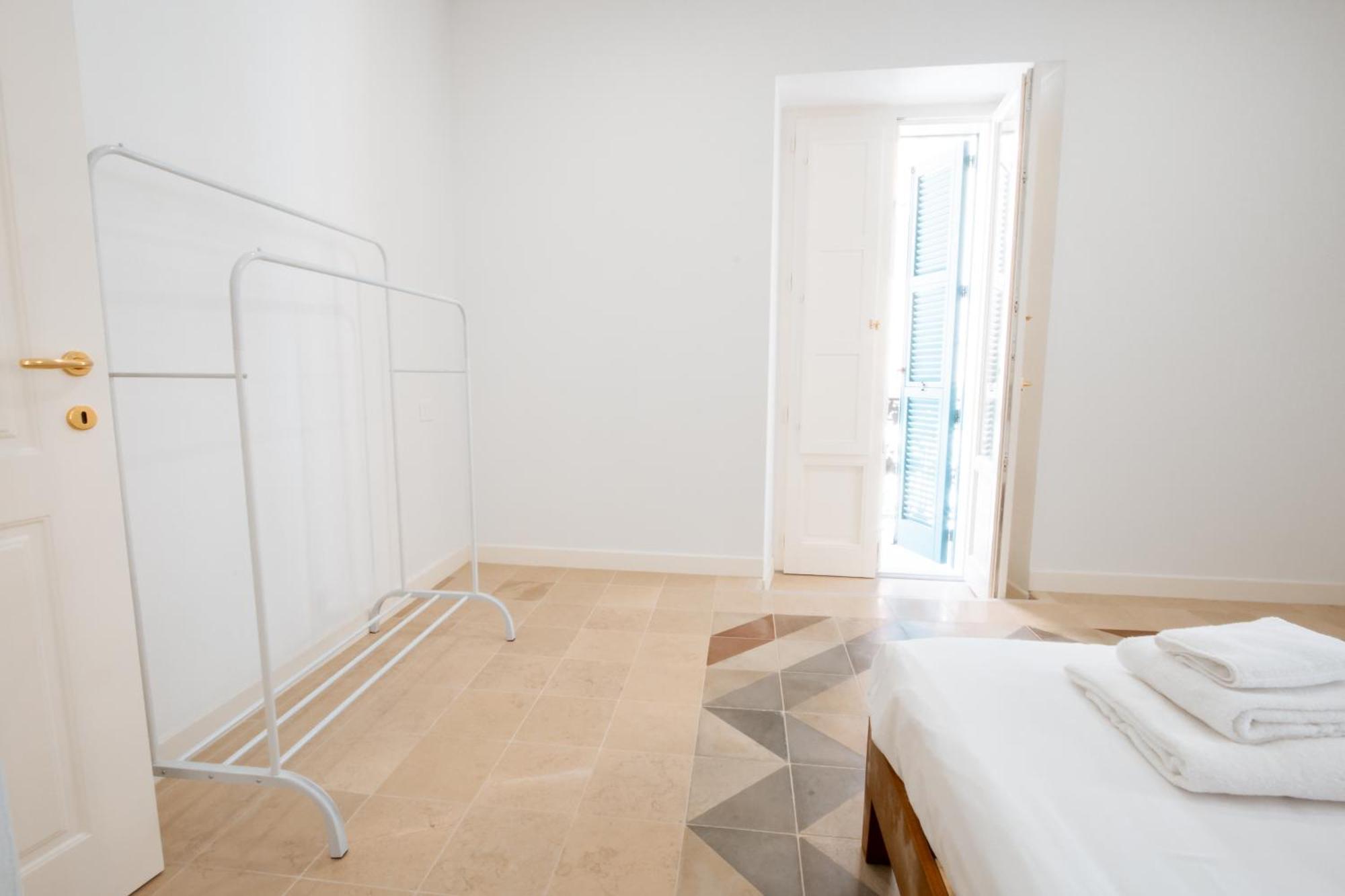 Palazzo Marevento Apartment Bari Exterior foto