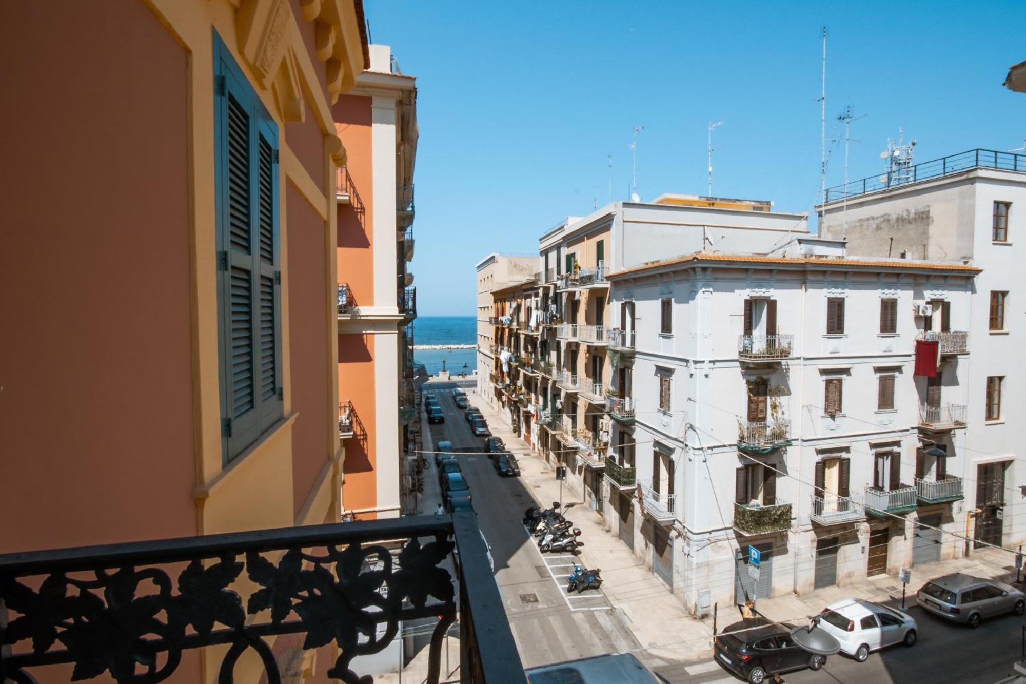 Palazzo Marevento Apartment Bari Exterior foto